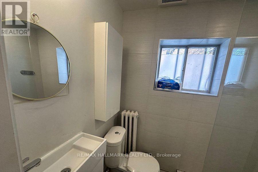 5 - 595 St Clair Avenue W, Toronto, Ontario  M6C 1A3 - Photo 13 - C13093966