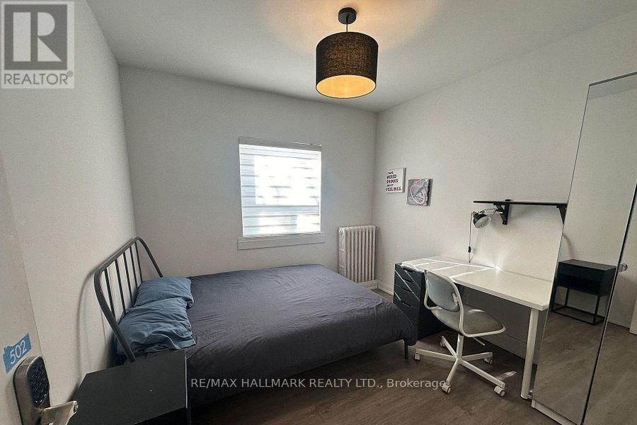 5 - 595 St Clair Avenue W, Toronto, Ontario  M6C 1A3 - Photo 15 - C13093966