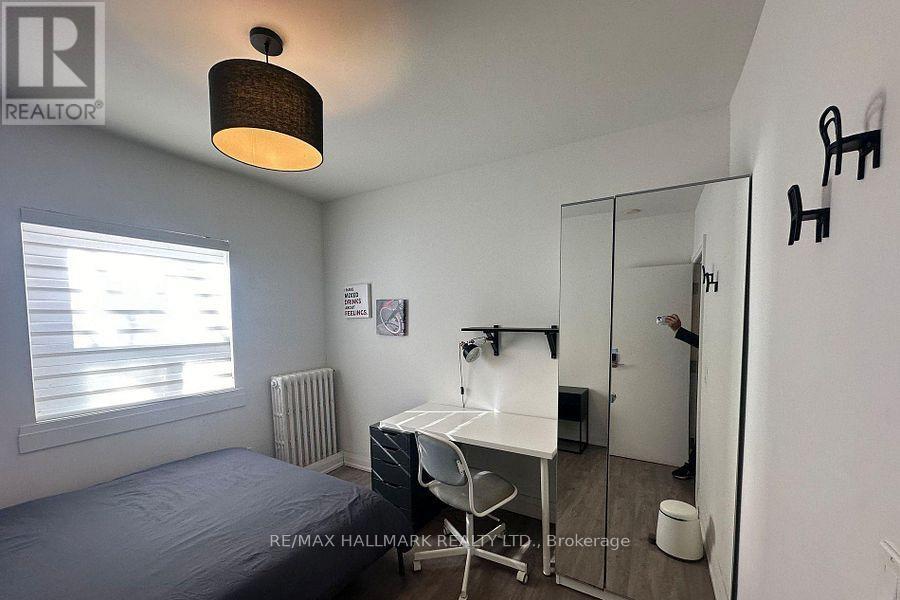 5 - 595 St Clair Avenue W, Toronto, Ontario  M6C 1A3 - Photo 17 - C13093966