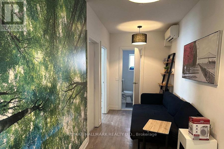 5 - 595 St Clair Avenue W, Toronto, Ontario  M6C 1A3 - Photo 2 - C13093966