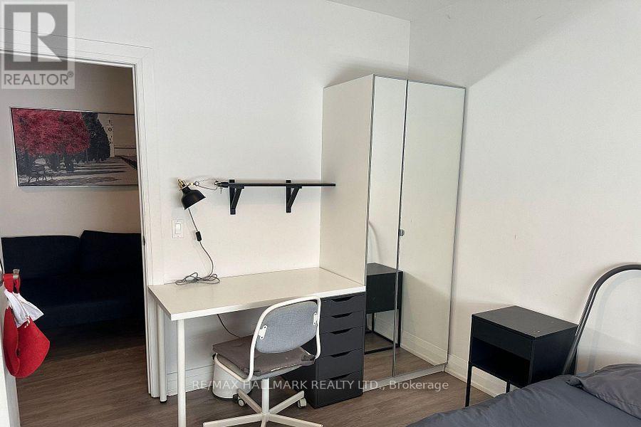 5 - 595 St Clair Avenue W, Toronto, Ontario  M6C 1A3 - Photo 20 - C13093966