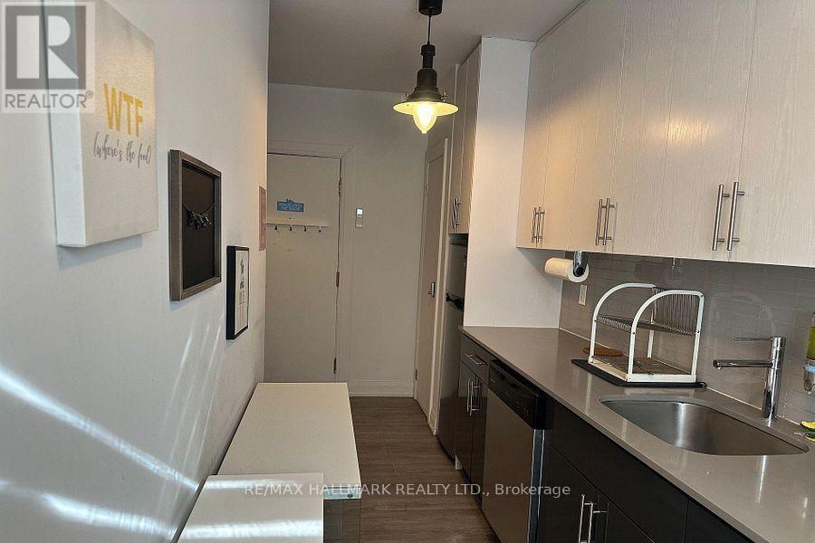 5 - 595 St Clair Avenue W, Toronto, Ontario  M6C 1A3 - Photo 7 - C13093966