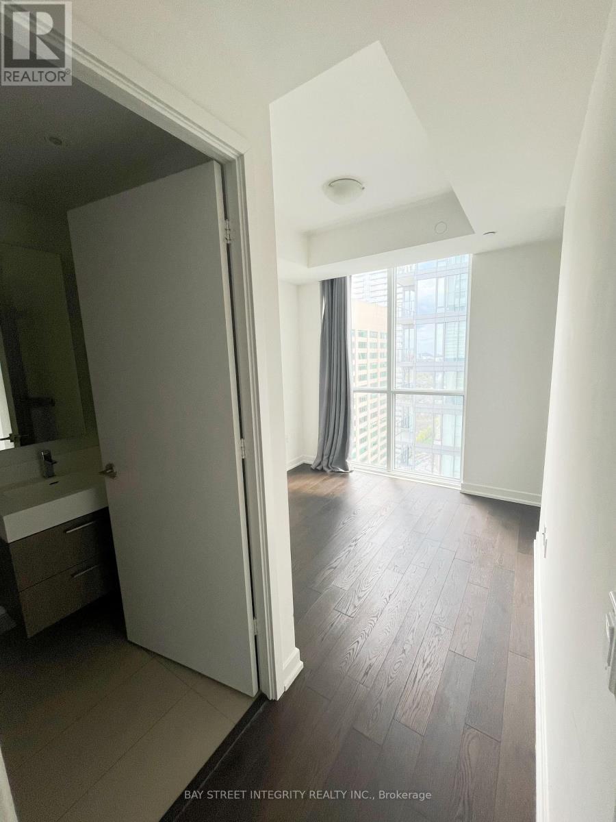 3712 - 1 Yorkvile Avenue, Toronto, Ontario  M4W 0B1 - Photo 6 - C13093968