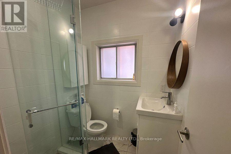 11 - 595 St Clair Avenue W, Toronto, Ontario  M6C 1A3 - Photo 13 - C13093982
