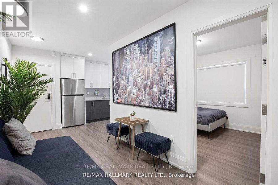 12 - 595 St Clair Avenue W, Toronto, Ontario  M6C 1A3 - Photo 14 - C13093998