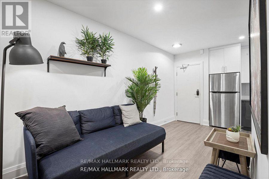 12 - 595 St Clair Avenue W, Toronto, Ontario  M6C 1A3 - Photo 15 - C13093998