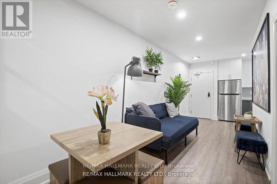 12 - 595 St Clair Avenue W, Toronto, Ontario  M6C 1A3 - Photo 17 - C13093998