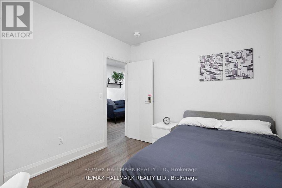 12 - 595 St Clair Avenue W, Toronto, Ontario  M6C 1A3 - Photo 22 - C13093998