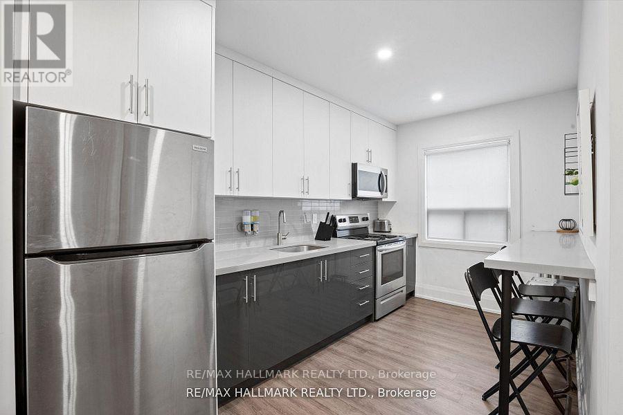 12 - 595 St Clair Avenue W, Toronto, Ontario  M6C 1A3 - Photo 5 - C13093998