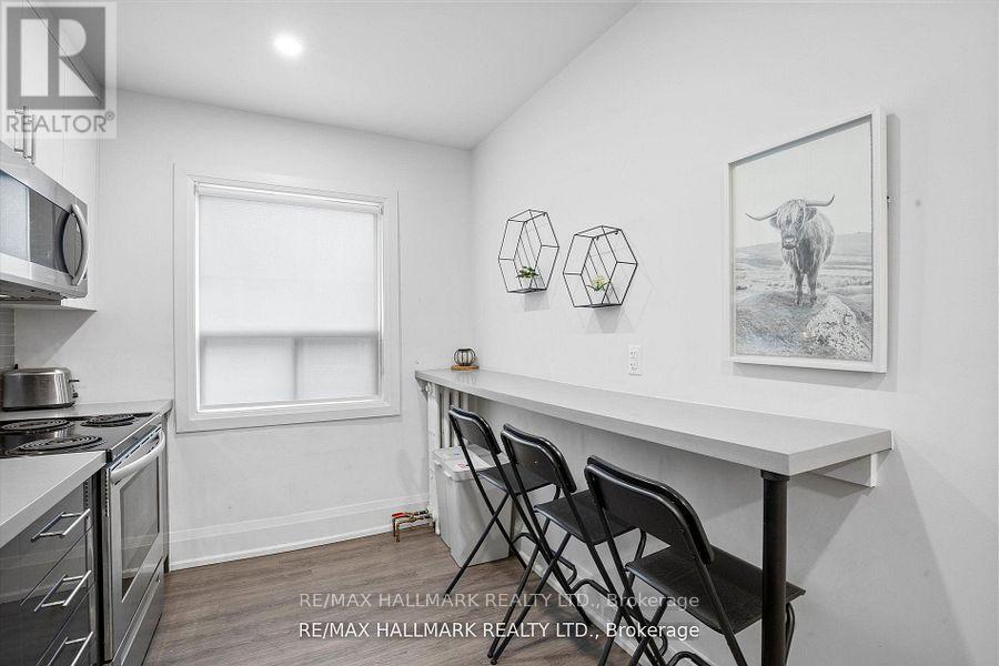 12 - 595 St Clair Avenue W, Toronto, Ontario  M6C 1A3 - Photo 7 - C13093998