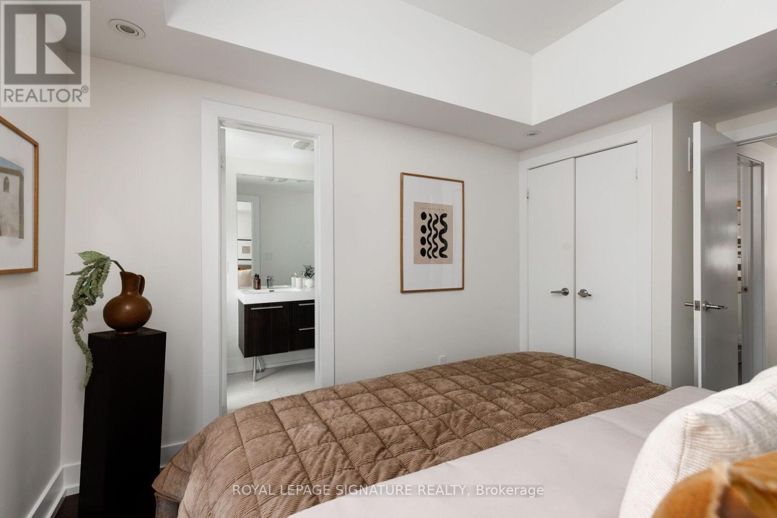 54 Eaton Avenue, Toronto, Ontario  M4J 2Z5 - Photo 17 - E13093980