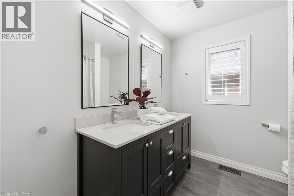 2202 Brookhaven Crescent, Oakville, Ontario  L6M 5B8 - Photo 34 - 40828003