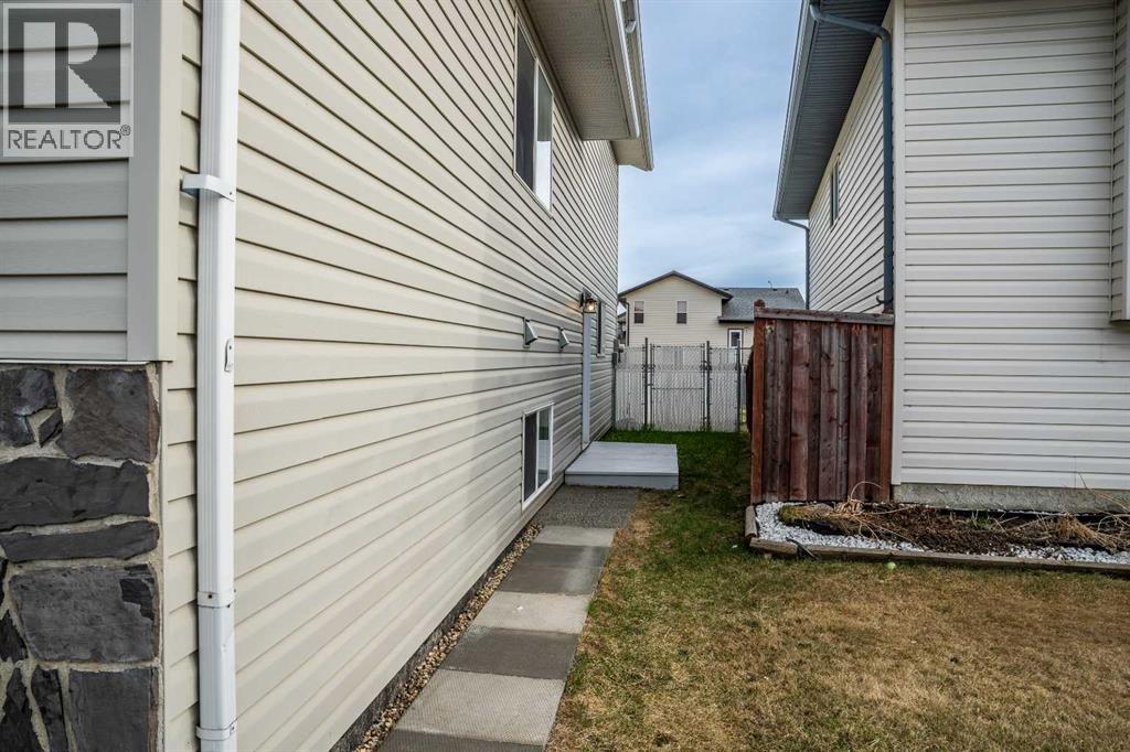8813 110a Avenue, Grande Prairie, Alberta  t8x 1p9 - Photo 28 - A2308897