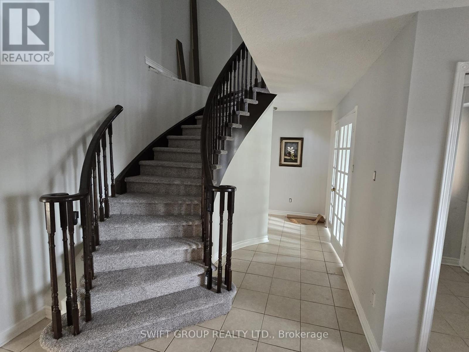 18 Samson Court, Brampton, Ontario  L6Y 3M4 - Photo 4 - W13093970