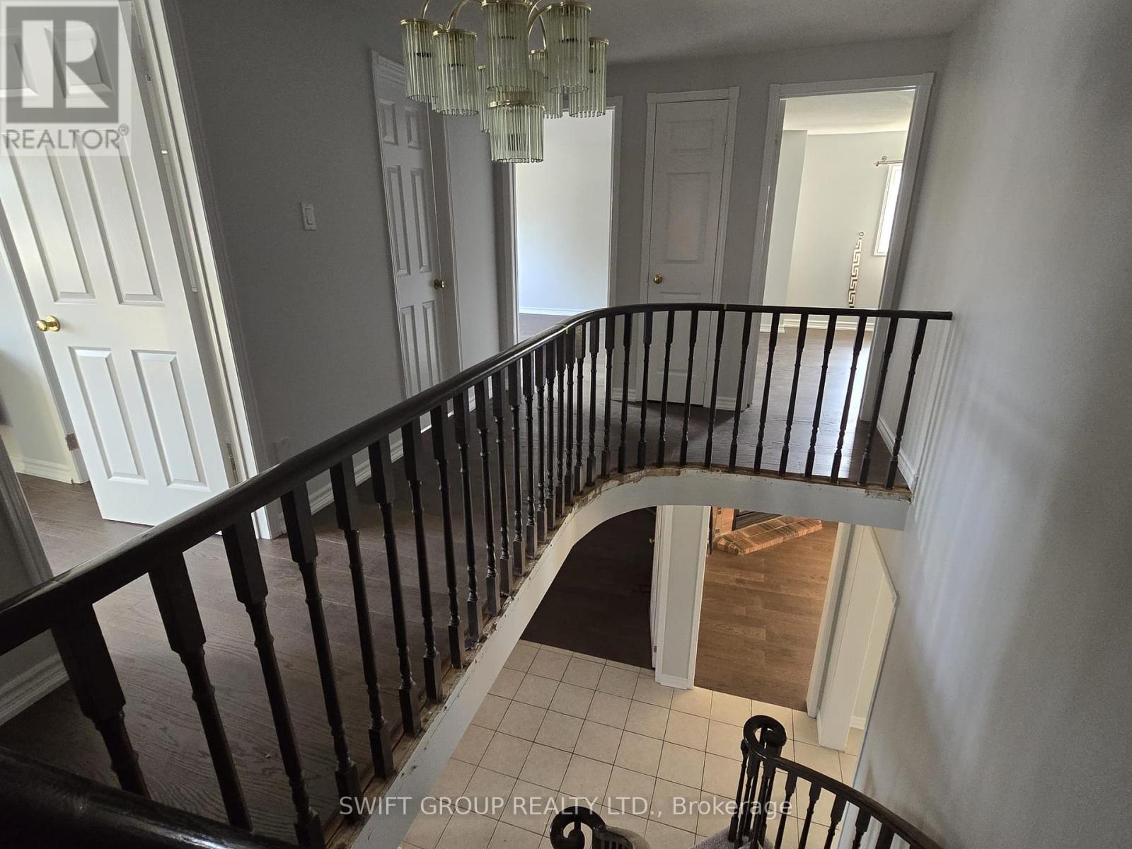 18 Samson Court, Brampton, Ontario  L6Y 3M4 - Photo 8 - W13093970
