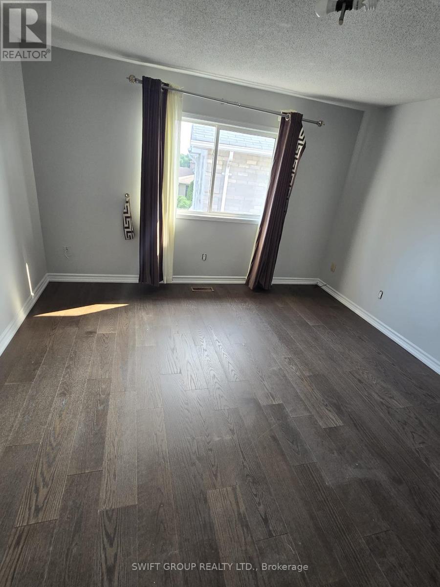 18 Samson Court, Brampton, Ontario  L6Y 3M4 - Photo 9 - W13093970