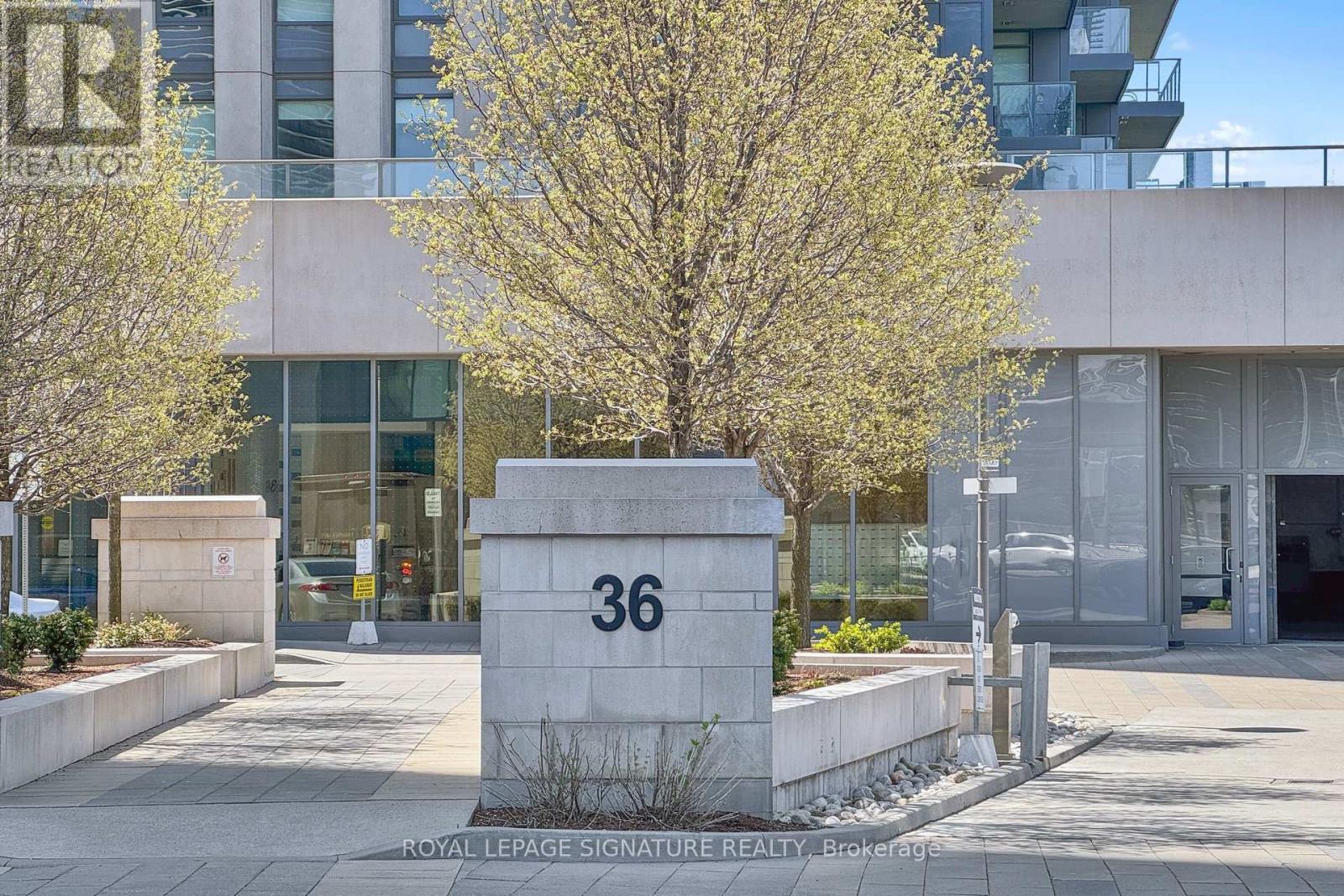 301 - 36 Park Lawn Road, Toronto, Ontario  M8V 0E5 - Photo 2 - W13093976