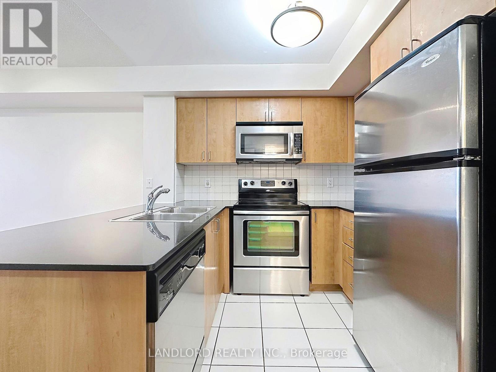 801 - 1070 Sheppard Avenue W, Toronto, Ontario  M3J 0G8 - Photo 5 - W13093996