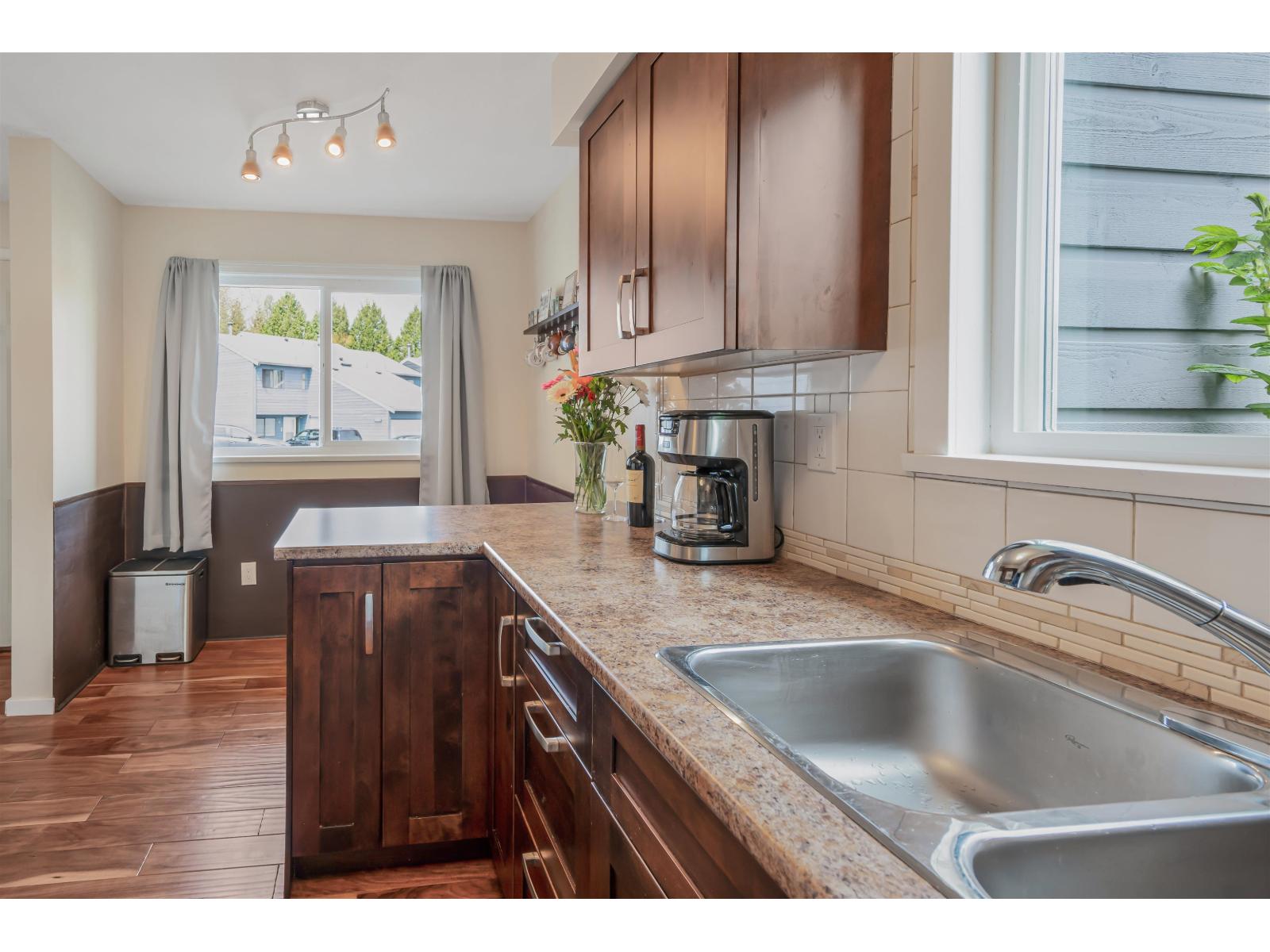 #7 9976 149th Street, Surrey, British Columbia  V3R 7W7 - Photo 7 - R3119031