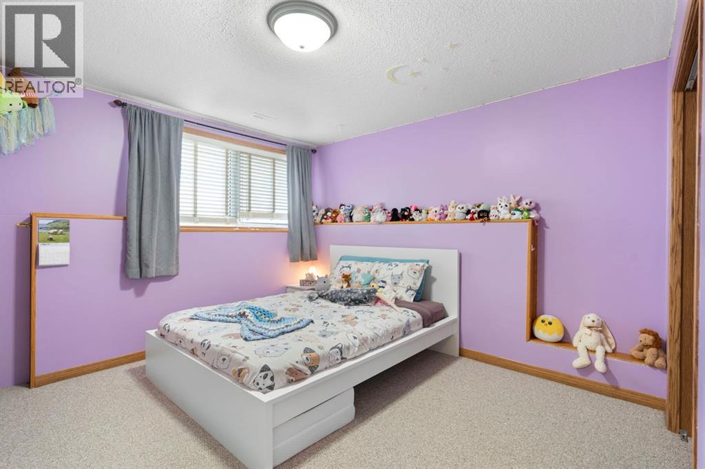 54 West Mcdougal Road, Cochrane, Alberta  T4C 1M4 - Photo 15 - A2304556
