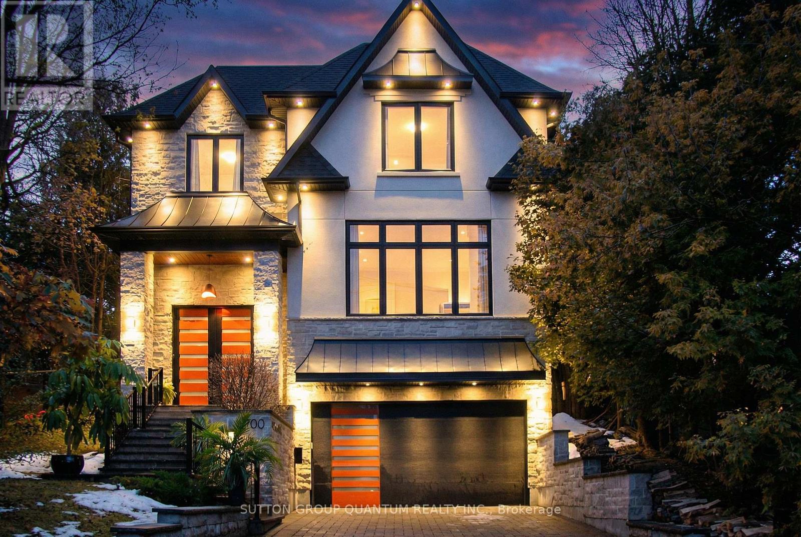700 HILLCREST ROAD, Pickering, Ontario