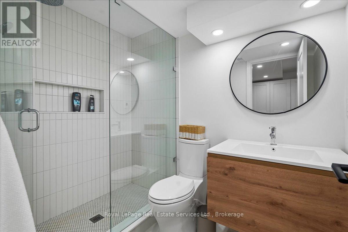 2347 Hollybrook Drive, Oakville, Ontario  L6M 4T6 - Photo 37 - W13094078