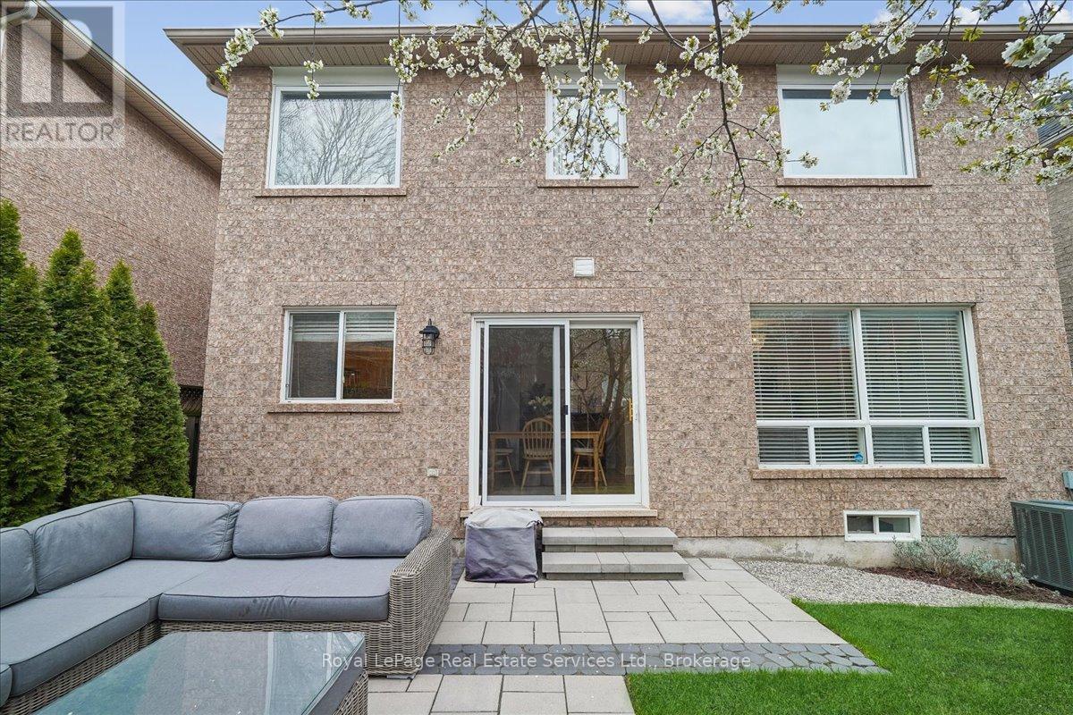 2347 Hollybrook Drive, Oakville, Ontario  L6M 4T6 - Photo 41 - W13094078