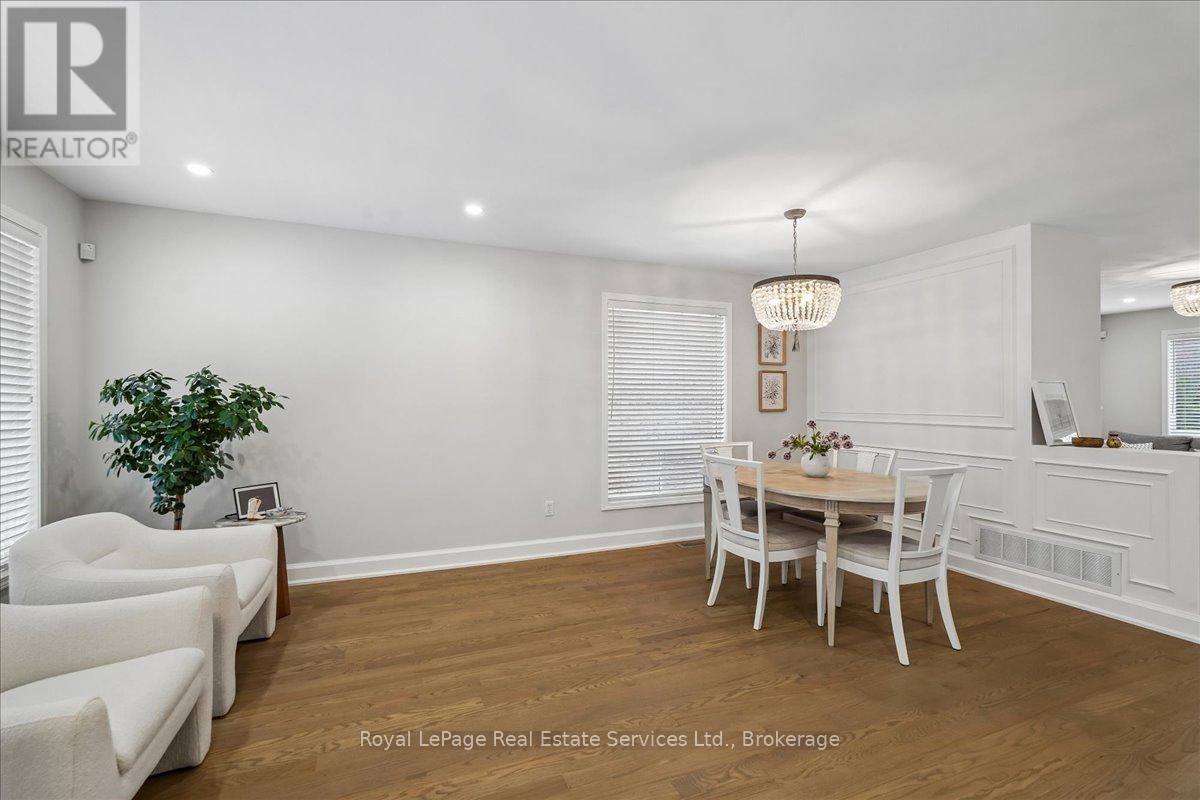 2347 Hollybrook Drive, Oakville, Ontario  L6M 4T6 - Photo 6 - W13094078