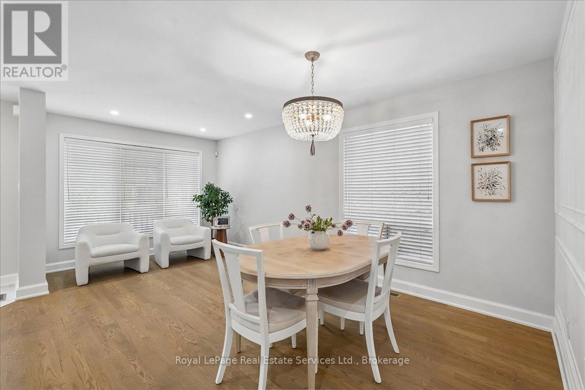 2347 Hollybrook Drive, Oakville, Ontario  L6M 4T6 - Photo 8 - W13094078