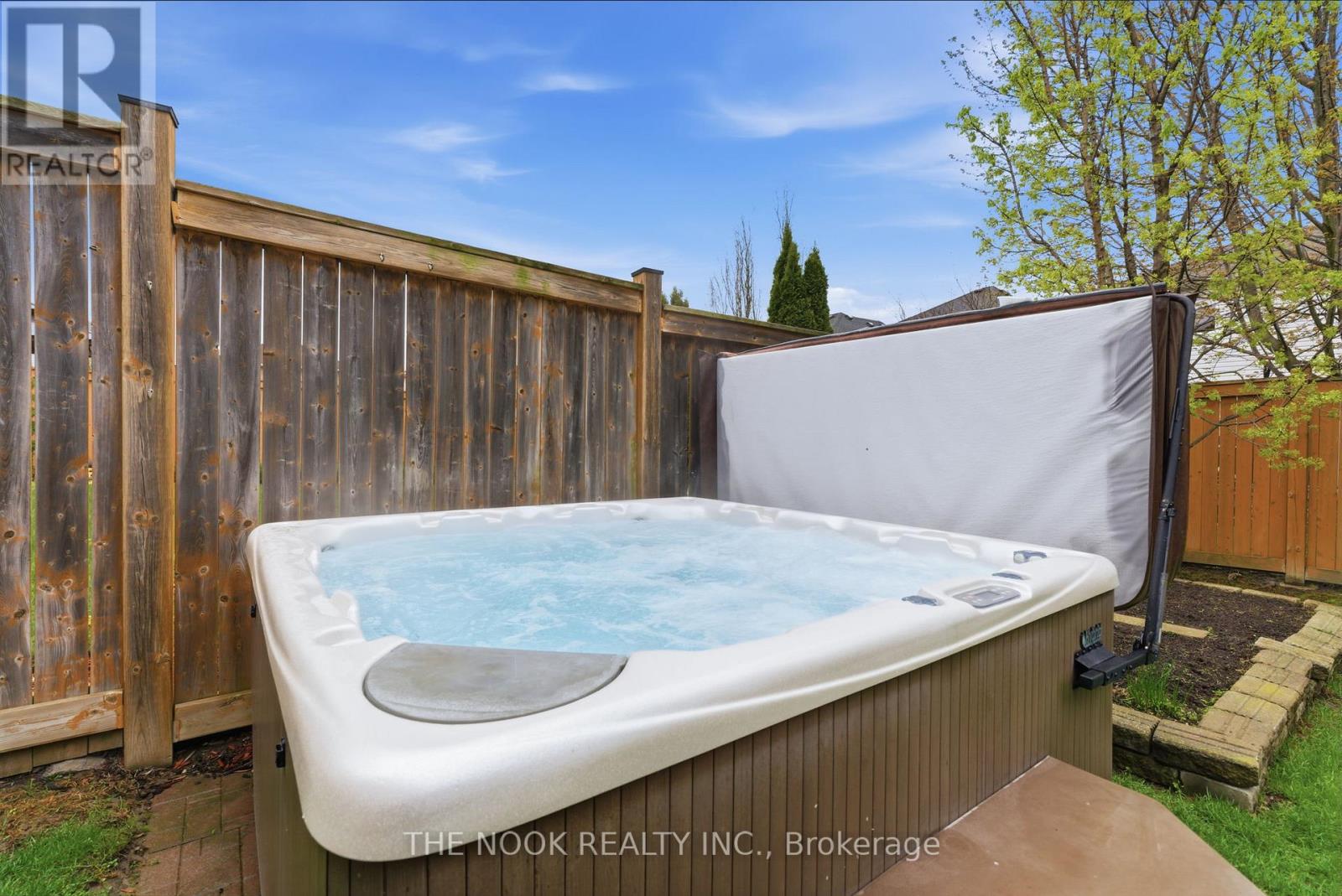 369 Longworth Avenue, Clarington, Ontario  L1C 0E2 - Photo 38 - E13094042