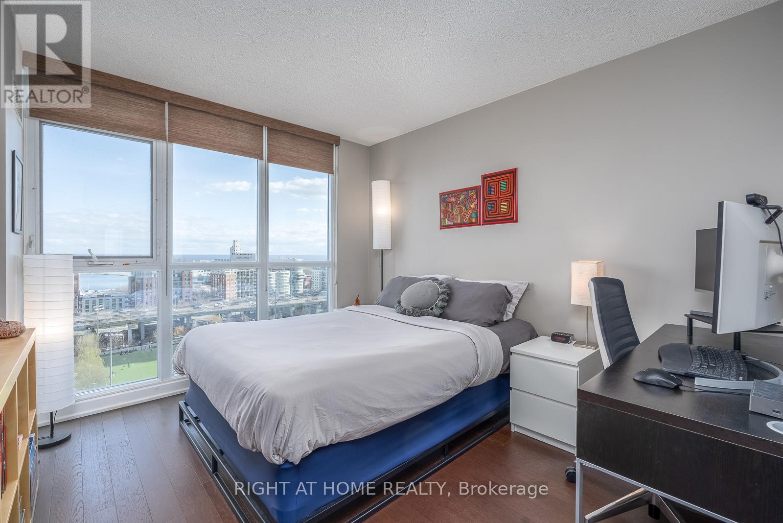 1508 - 10 Capreol Court, Toronto, Ontario  M5V 4B3 - Photo 17 - C13094030