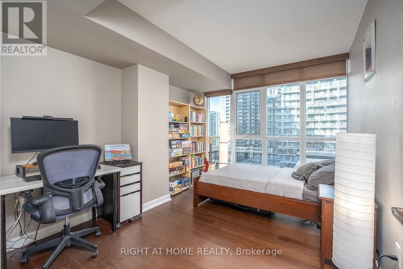 1508 - 10 Capreol Court, Toronto, Ontario  M5V 4B3 - Photo 24 - C13094030