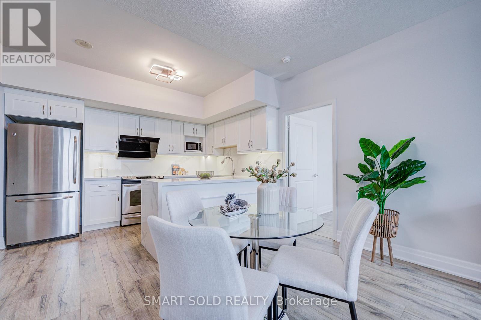 1216 - 17 Anndale Drive, Toronto, Ontario  M2N 2W7 - Photo 9 - C13094070