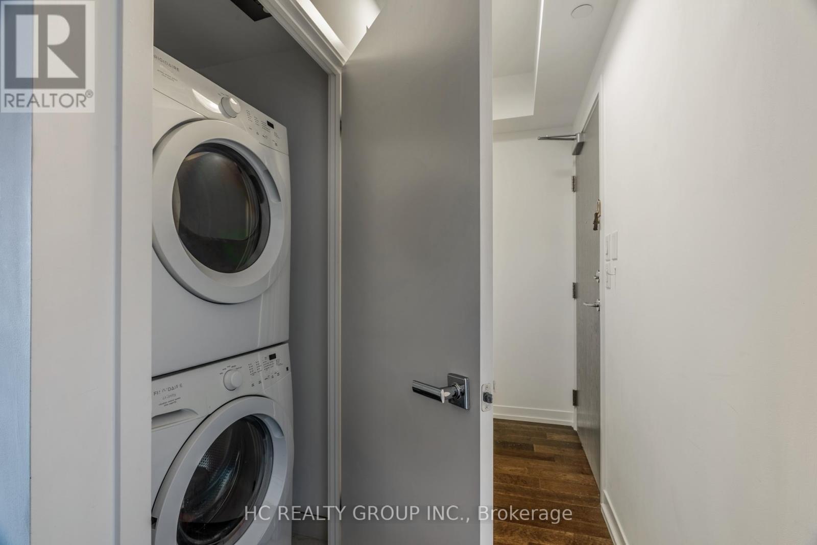 2710 - 21 Widmer Street, Toronto, Ontario  M5V 0B8 - Photo 4 - C13094094