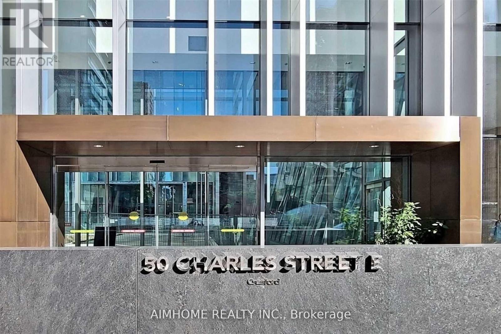 1708 - 50 Charles Street E, Toronto, Ontario  M4Y 0C3 - Photo 3 - C13094096