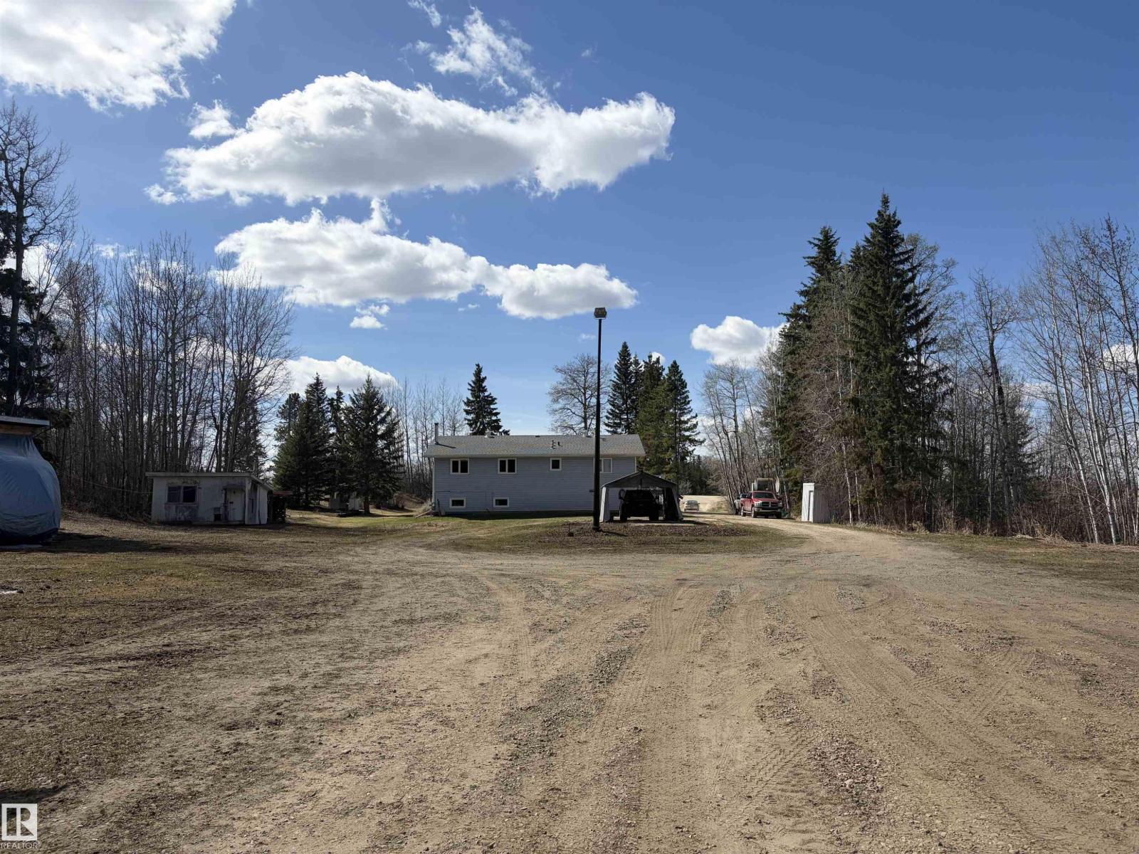 57403 Hwy 764, Rural Barrhead County, Alberta  T7N 1N4 - Photo 46 - E4486117