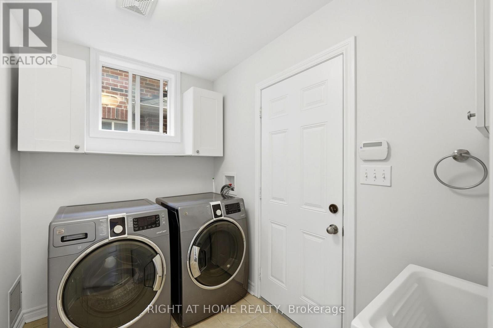 9 Shrewsbury Drive, Whitby, Ontario  L1M 0C9 - Photo 15 - E13094062