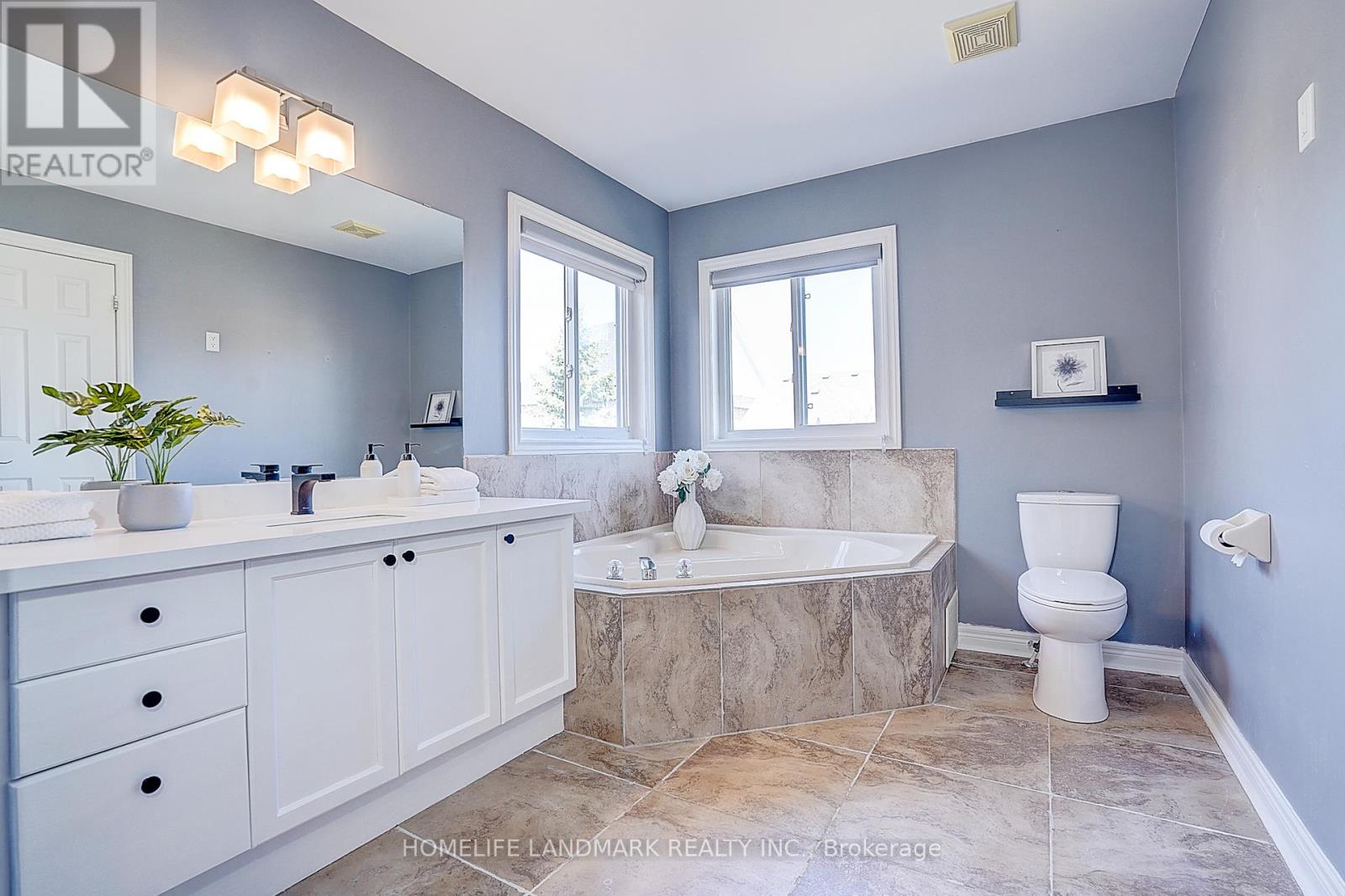 81 Helston Crescent, Whitby, Ontario  L1M 2K4 - Photo 32 - E13094066