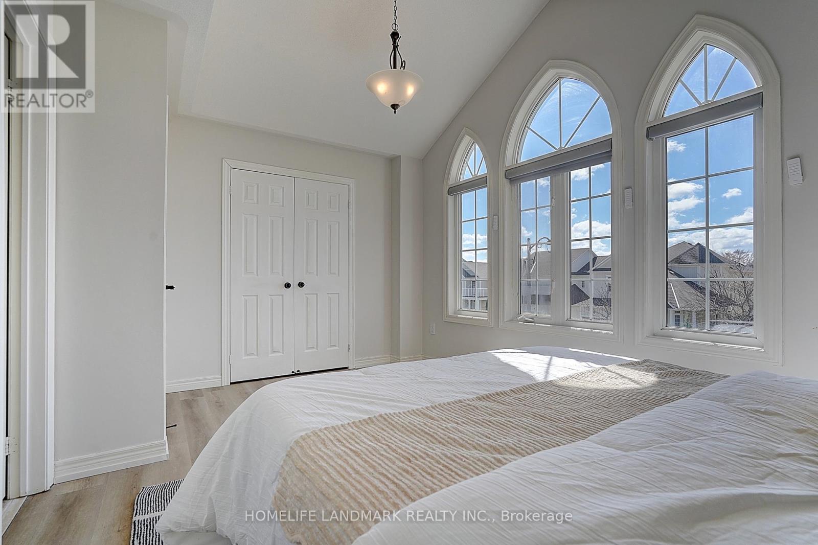 81 Helston Crescent, Whitby, Ontario  L1M 2K4 - Photo 40 - E13094066