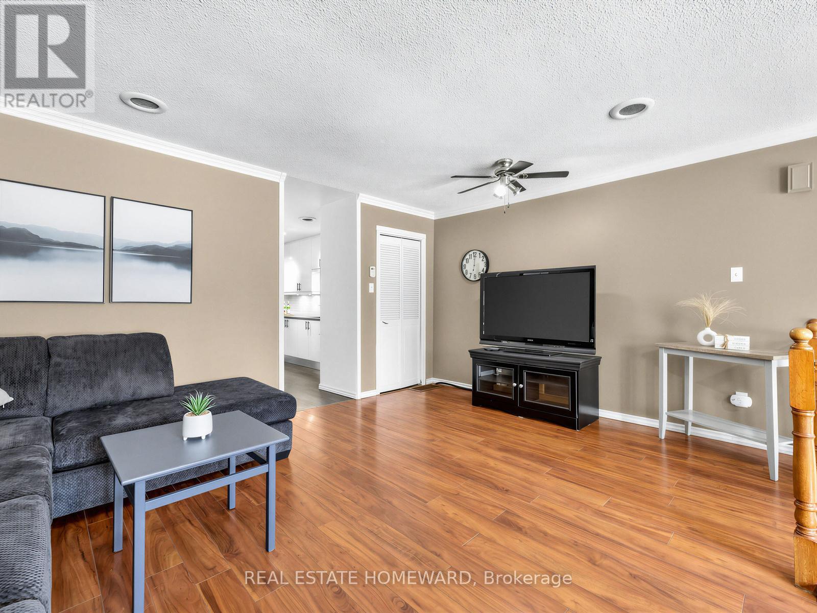 44 Westbourne Avenue, Toronto, Ontario  M1L 2Y4 - Photo 14 - E13094074