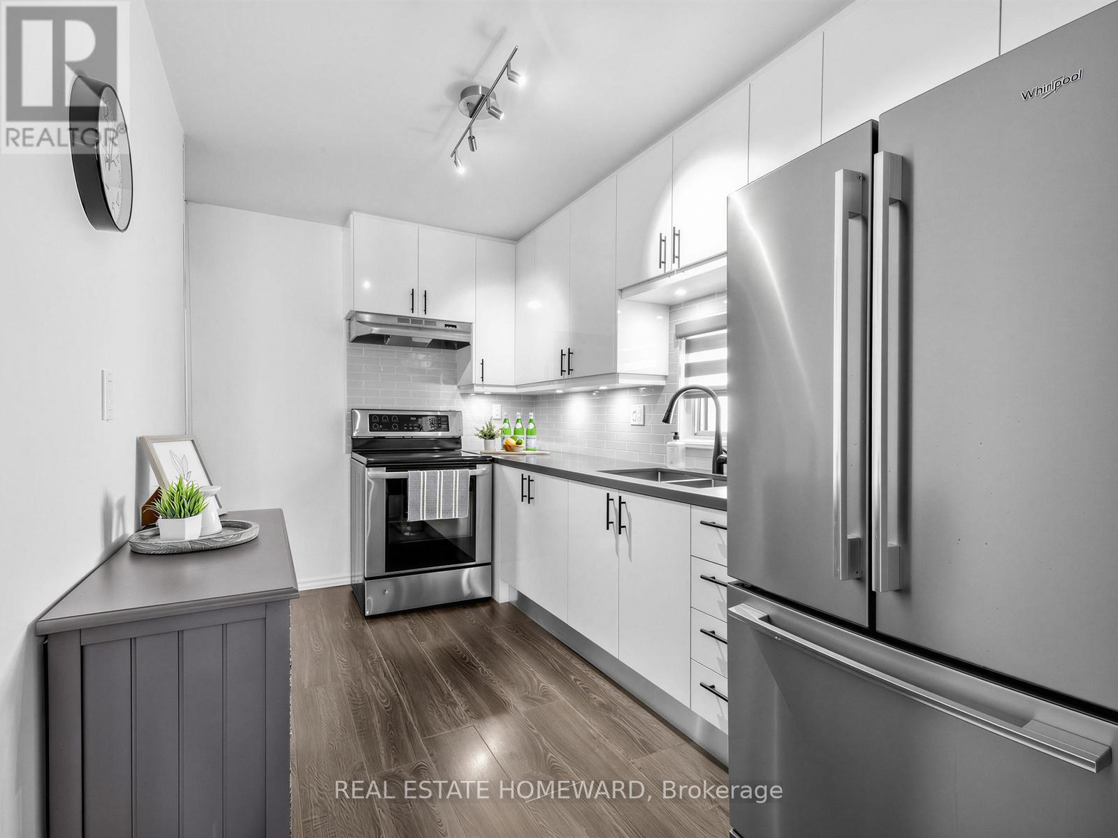 44 Westbourne Avenue, Toronto, Ontario  M1L 2Y4 - Photo 17 - E13094074