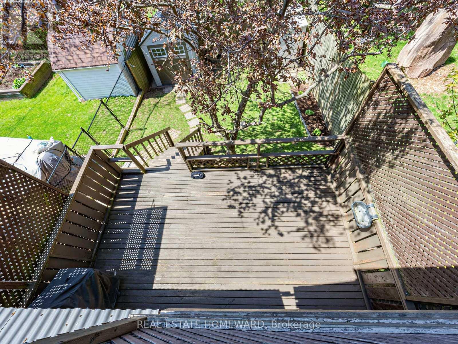 44 Westbourne Avenue, Toronto, Ontario  M1L 2Y4 - Photo 22 - E13094074