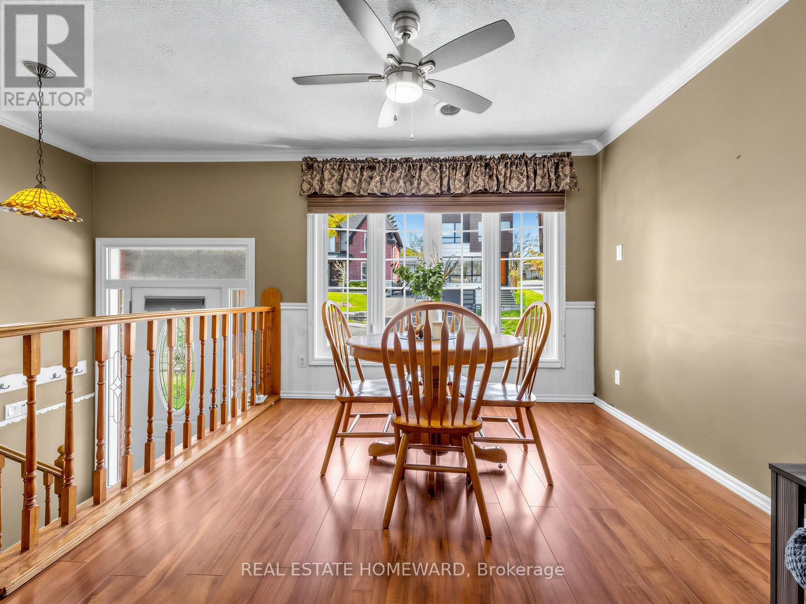 44 Westbourne Avenue, Toronto, Ontario  M1L 2Y4 - Photo 7 - E13094074