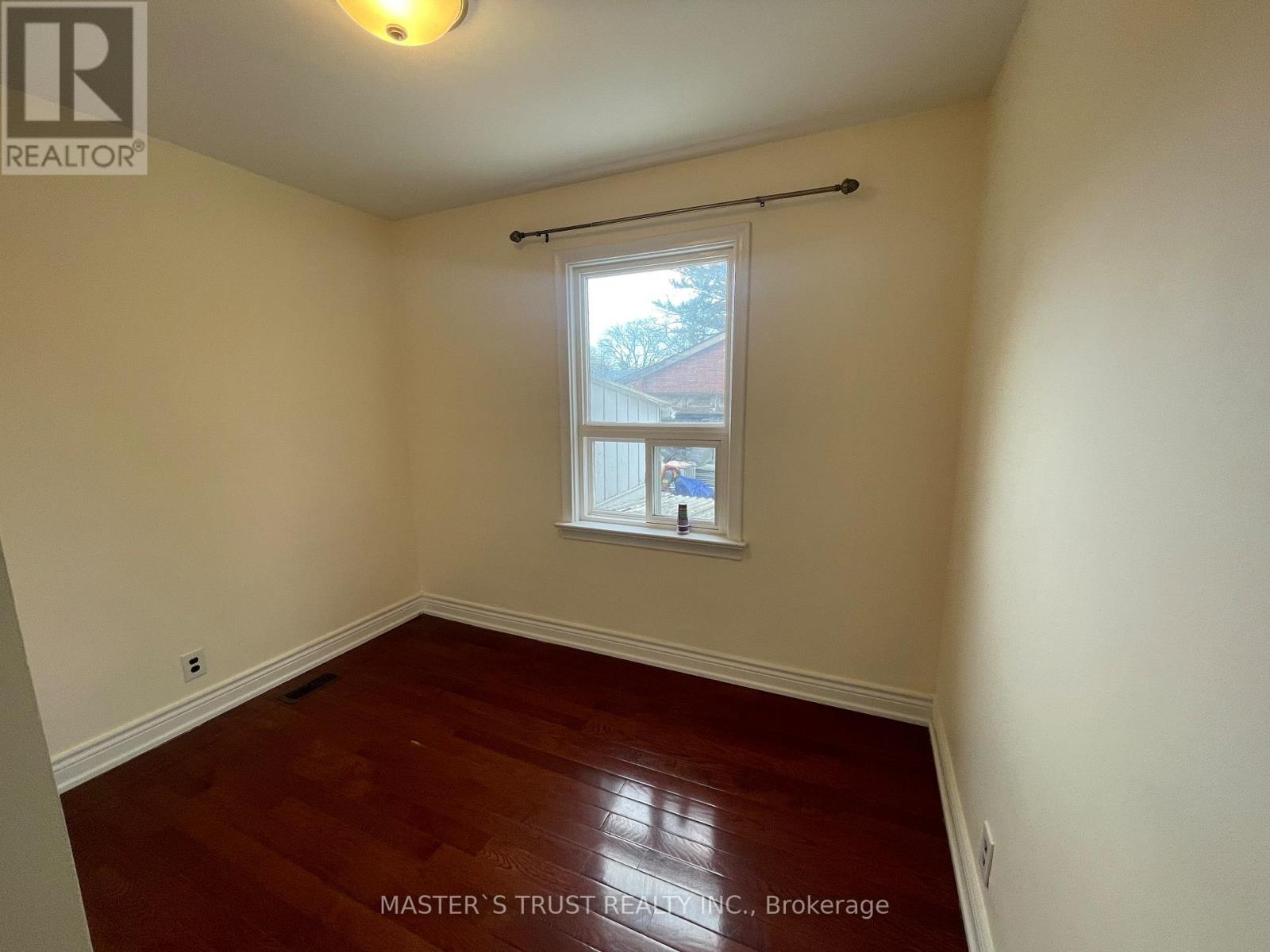 10 Heather Road, Toronto, Ontario  M1S 2E1 - Photo 8 - E13094106