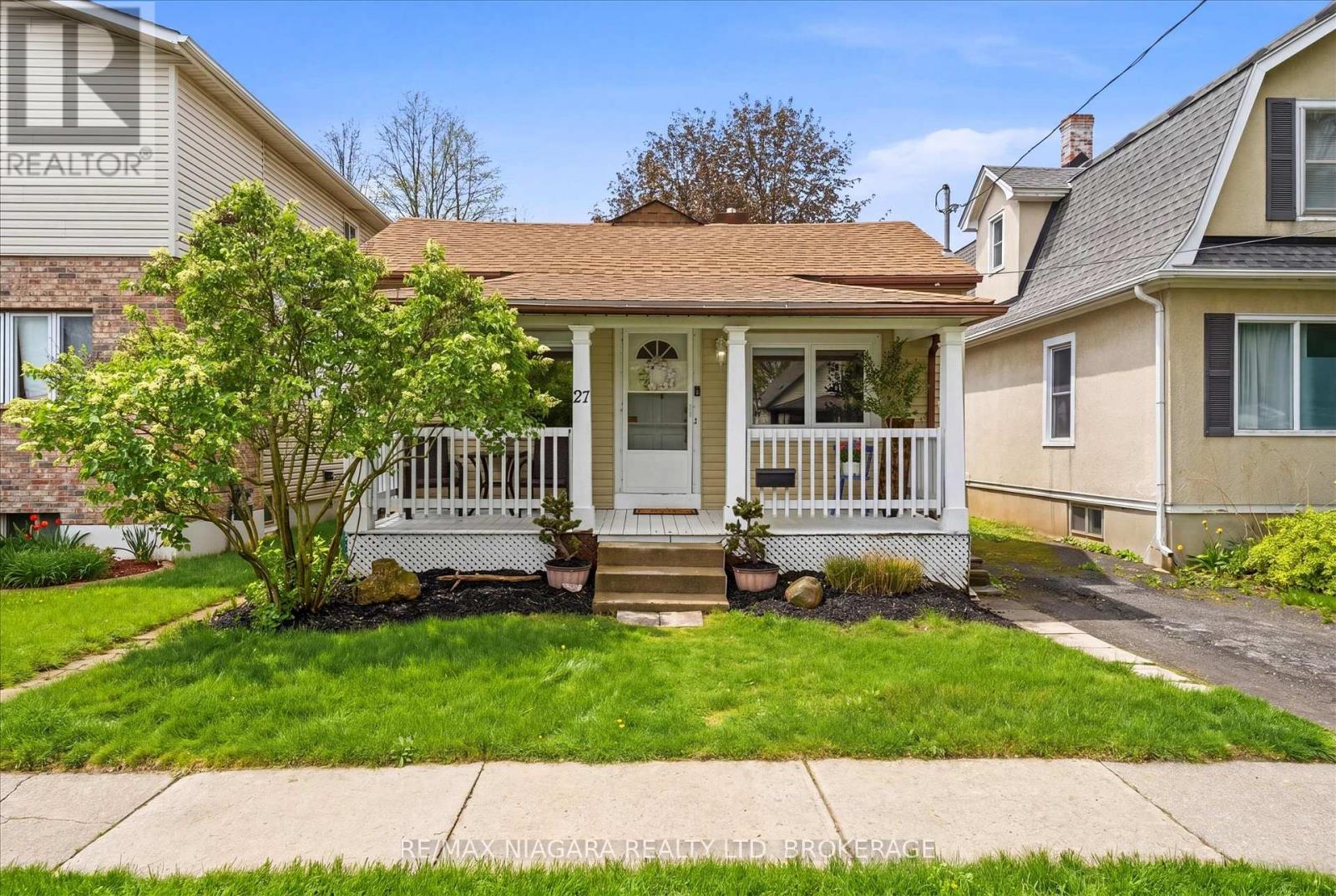 27 WILEY STREET, St. Catharines, Ontario