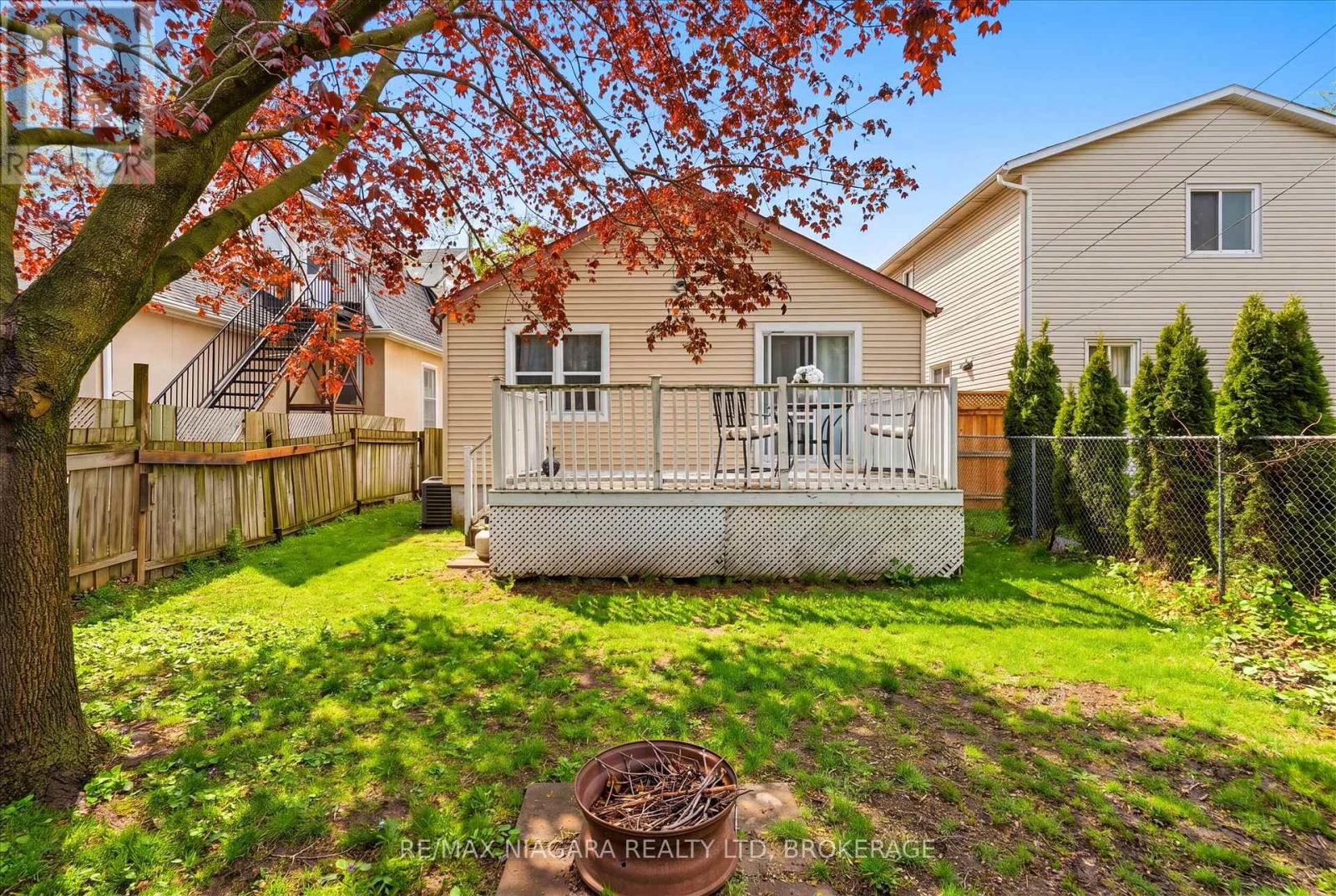 27 Wiley Street, St. Catharines, Ontario  L2R 4E6 - Photo 19 - X13094058