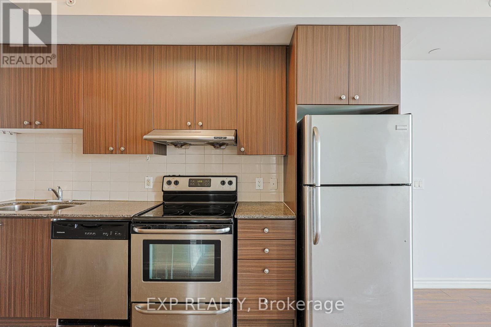 323 - 8323 Kennedy Road, Markham, Ontario  L3R 5W7 - Photo 4 - N13094050