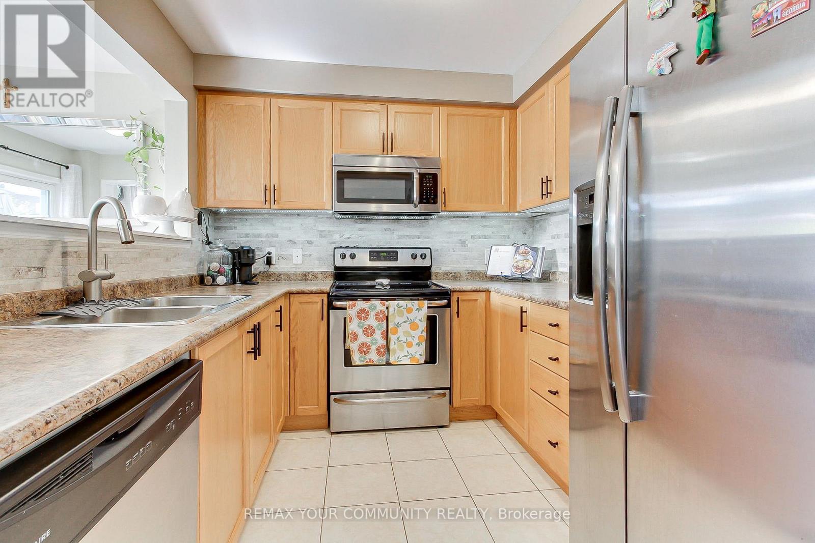 65 Liberty Crescent, Bradford West Gwillimbury, Ontario  L3Z 0P5 - Photo 12 - N13094064