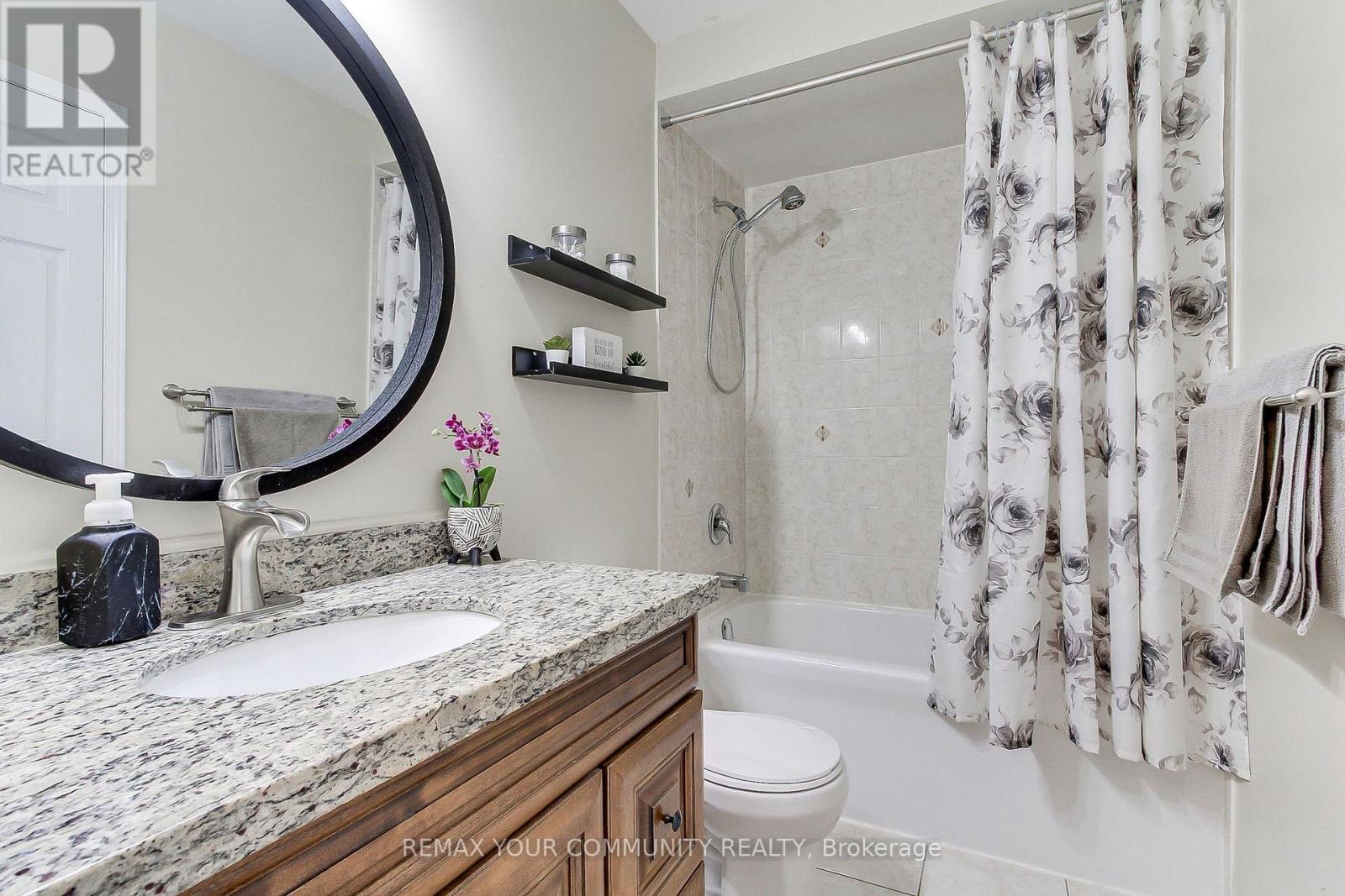 65 Liberty Crescent, Bradford West Gwillimbury, Ontario  L3Z 0P5 - Photo 20 - N13094064