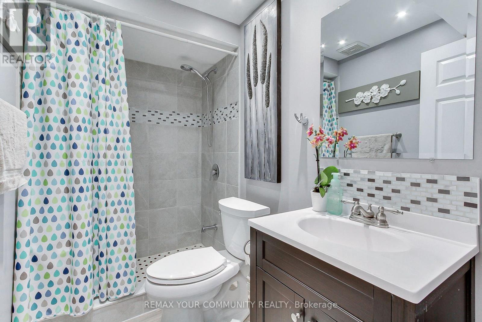 65 Liberty Crescent, Bradford West Gwillimbury, Ontario  L3Z 0P5 - Photo 22 - N13094064